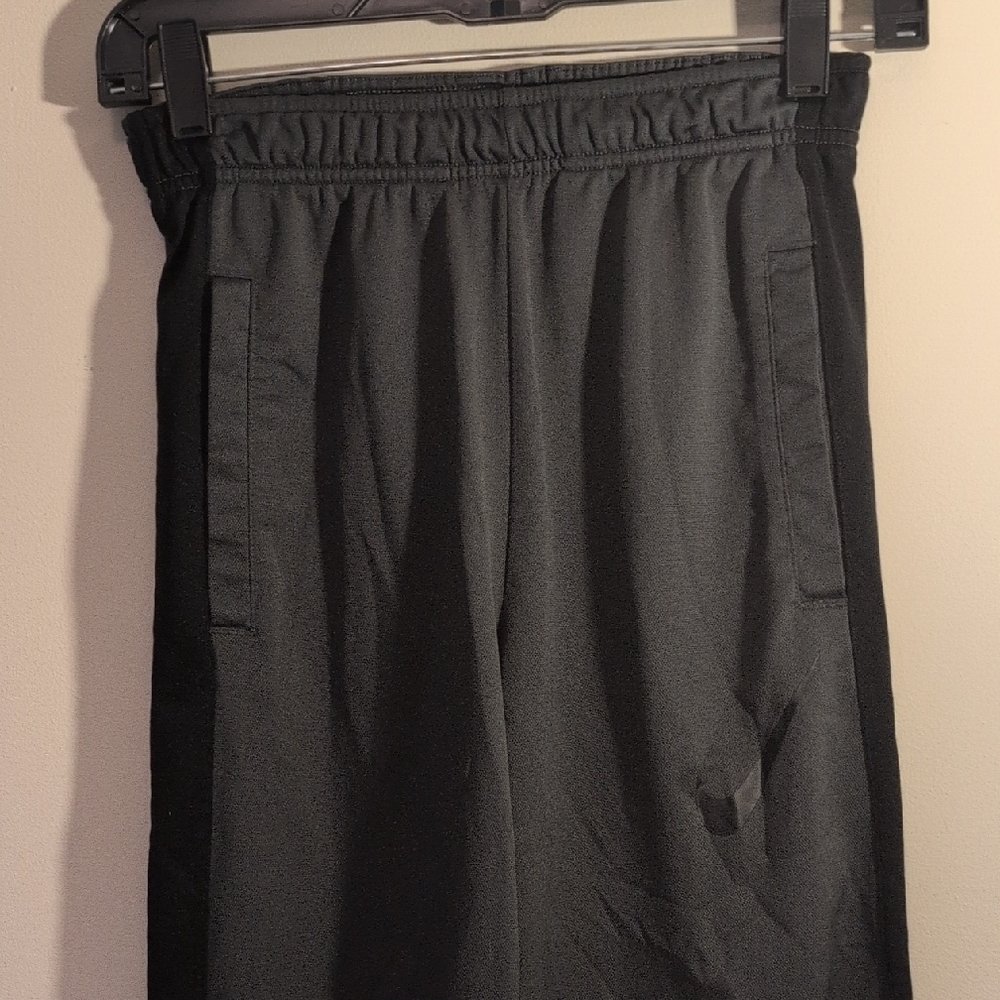 Nike Kids Casual Black Bottoms